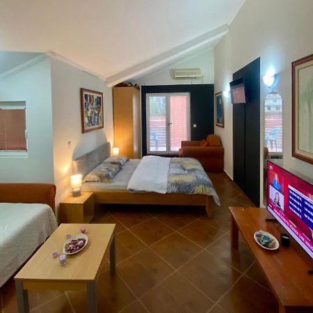 Markovic Aparthotel - Budva Becici Hotel Экстерьер фото