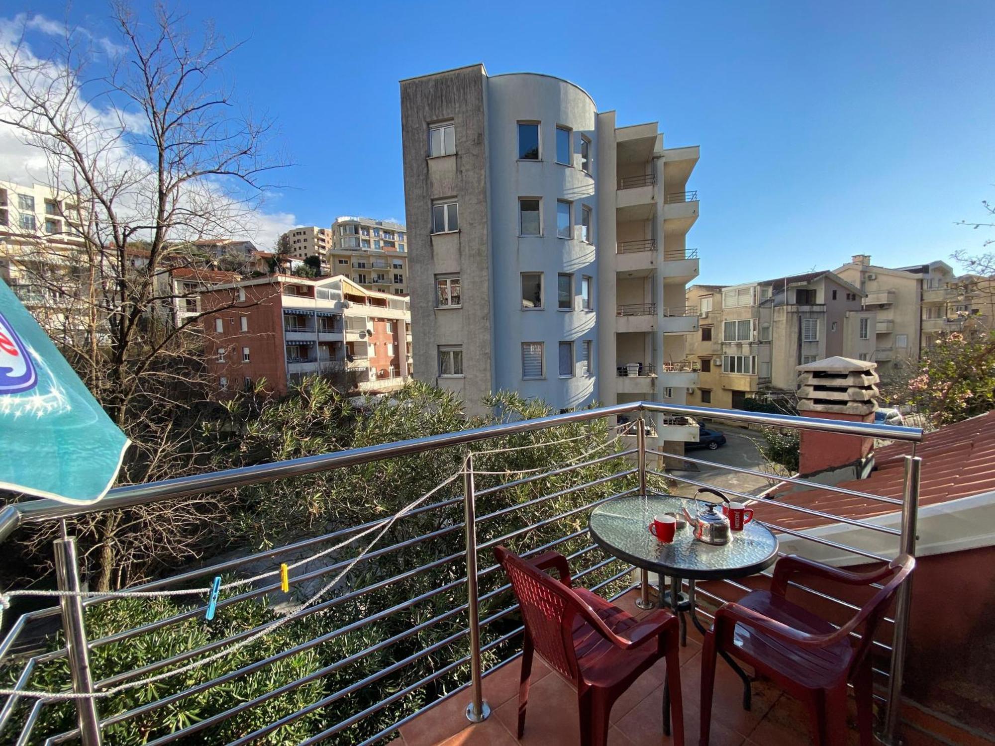 Markovic Aparthotel - Budva Becici Hotel Экстерьер фото