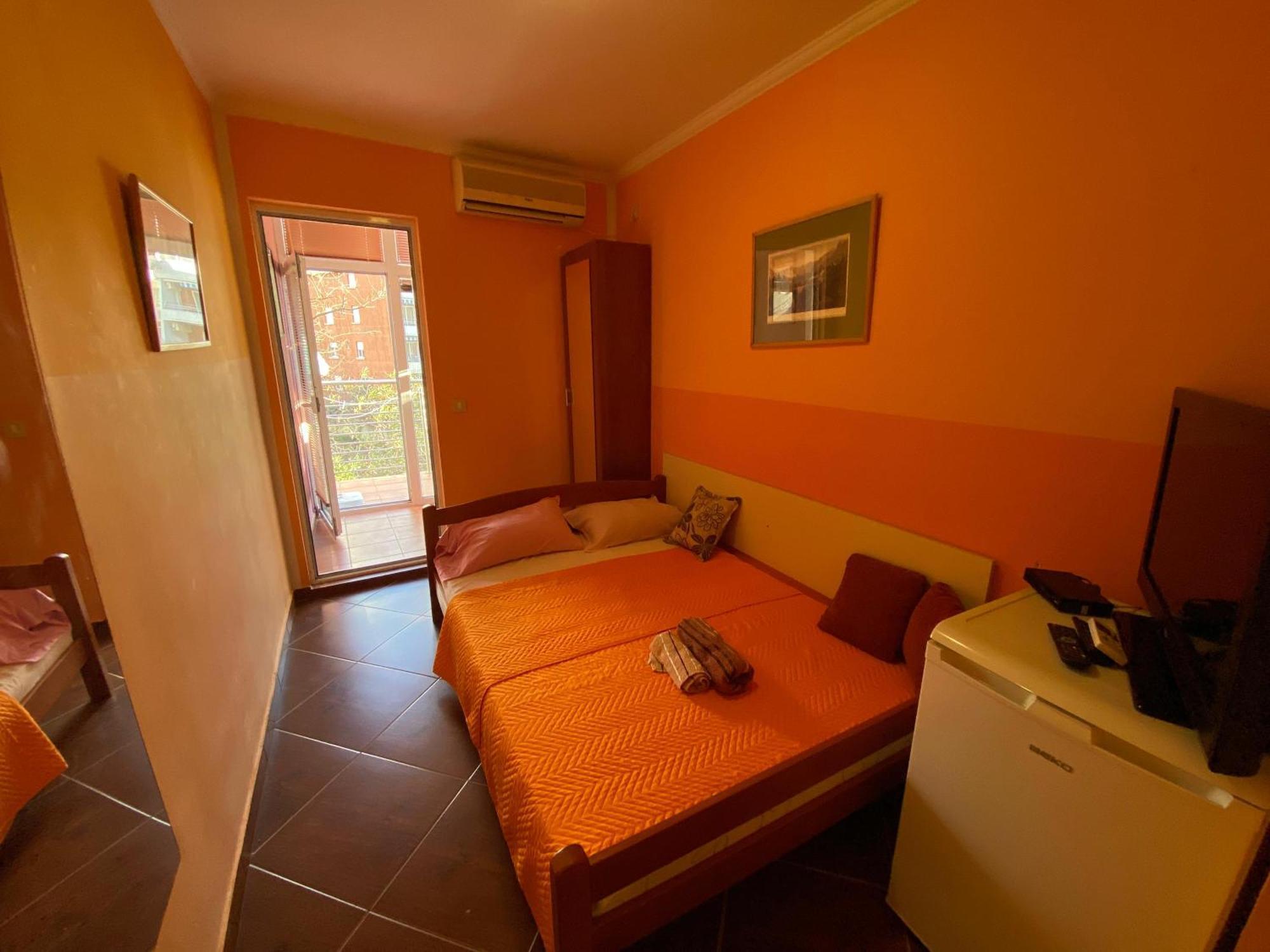 Markovic Aparthotel - Budva Becici Hotel Экстерьер фото
